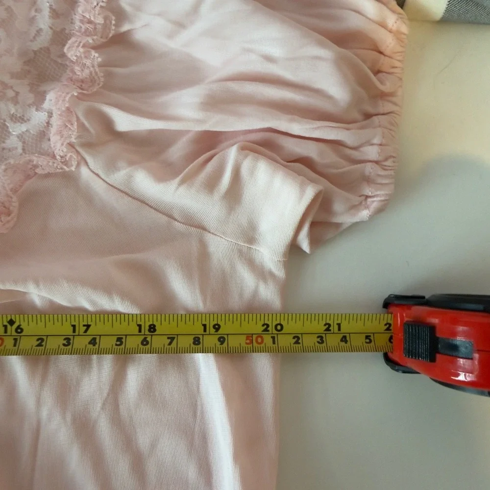 Movie Star Vintage Peignoir Robe Size M Pink 60s 70s Coquette Feminine Romantic